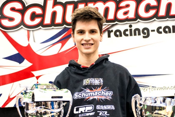 Orlowski gewinnt GT12 Weltmeisterschaft - Michal Orlowski gewinnt GT12 Weltmeisterschaft mit Schumacher Atom CC